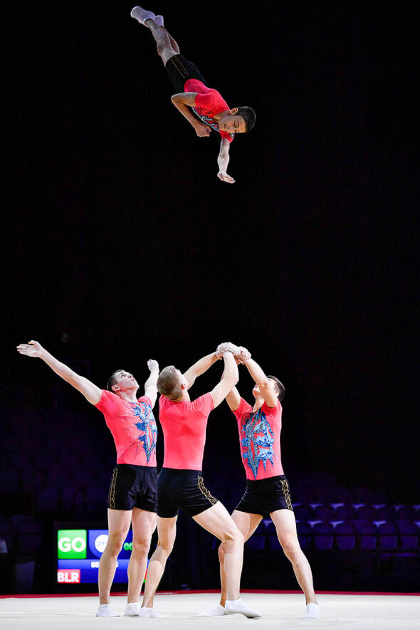_D596561_Acrobatic_gymnastics_sports_photographer