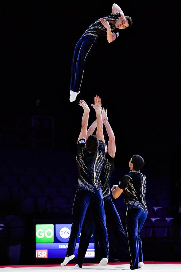 _D596703_Acrobatic_gymnastics_sports_photographer