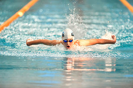 צלם ספורט תחרות שחייה